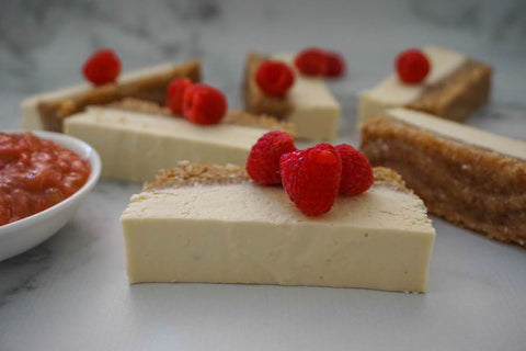 Almost Raw Rhubarb Lemon "Cheese"cake
