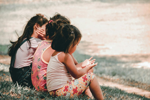 Could Early-Life Experiences Influence PCOS/PMOS Risk?
